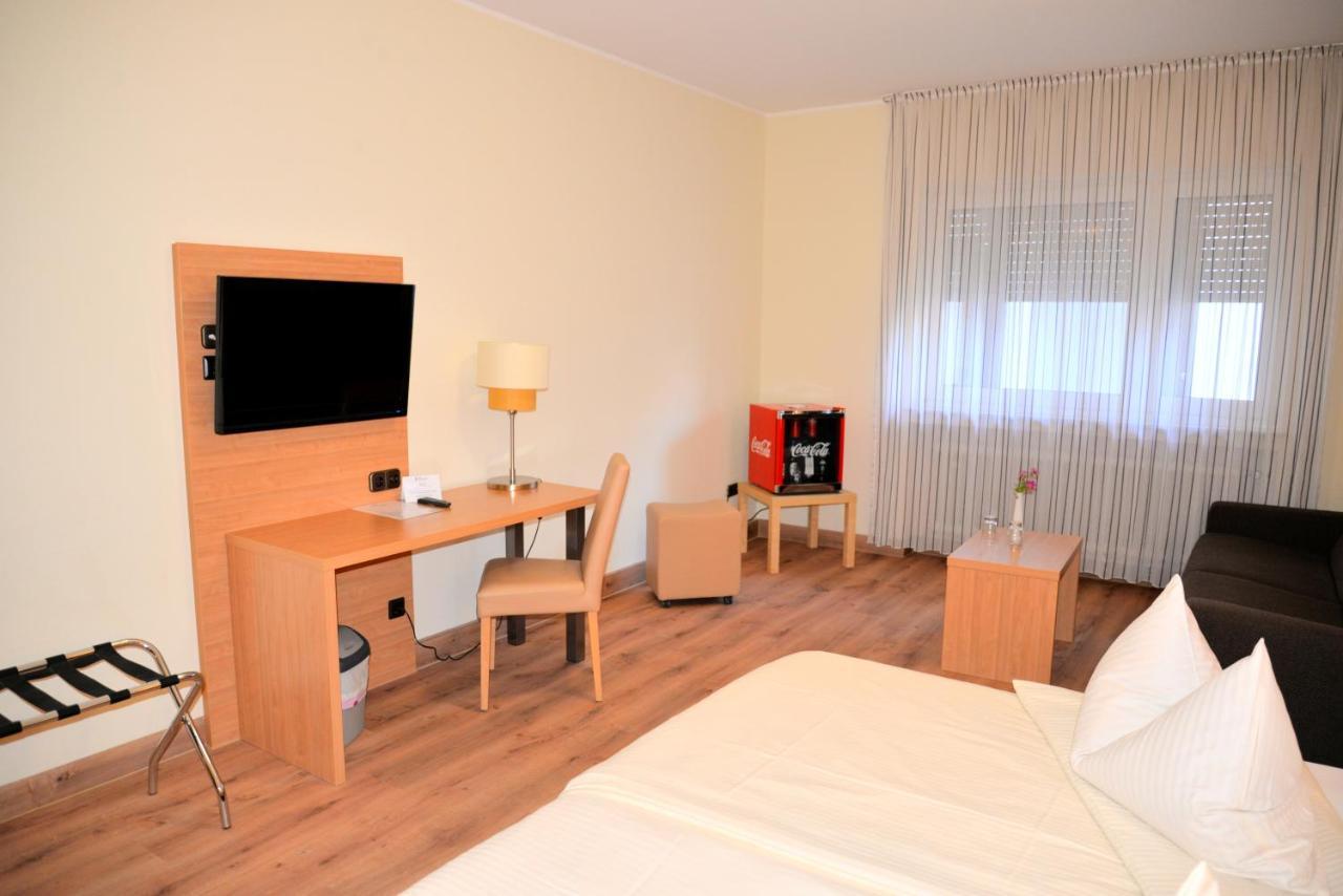 Hotel Paffhausen Wirges Eksteriør billede