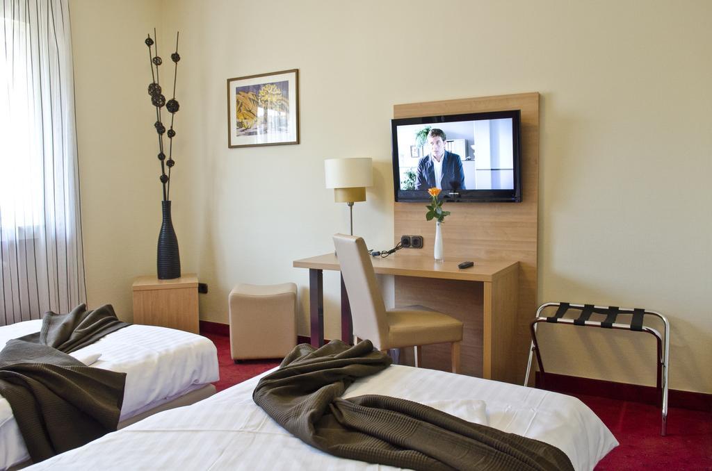 Hotel Paffhausen Wirges Eksteriør billede